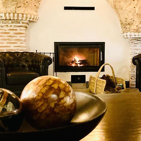 Casa Rural Cueva El Nido Касас-де-Фернандо-Алонсо Экстерьер фото